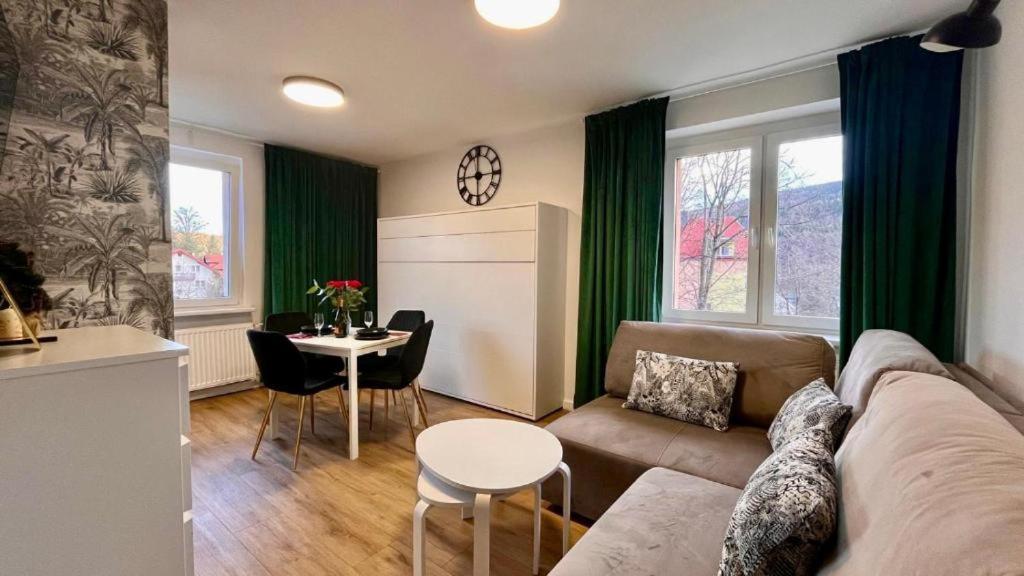 Apartamenty Izerskie Gorska 8 - Blisko Park I Dom Zdrojowy Oraz Wyjscie Na Sky Walk Świeradów-Zdrój Kültér fotó
